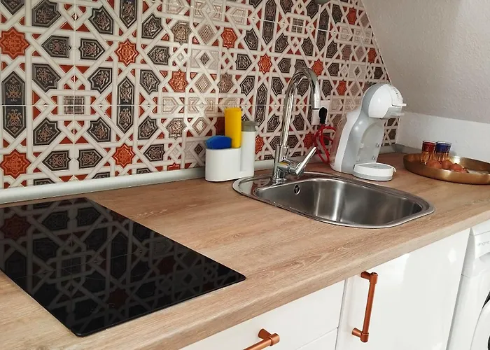 La Pequena Taifa I *