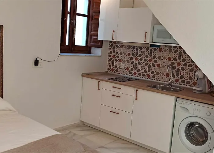 La Pequena Taifa I Cordoba